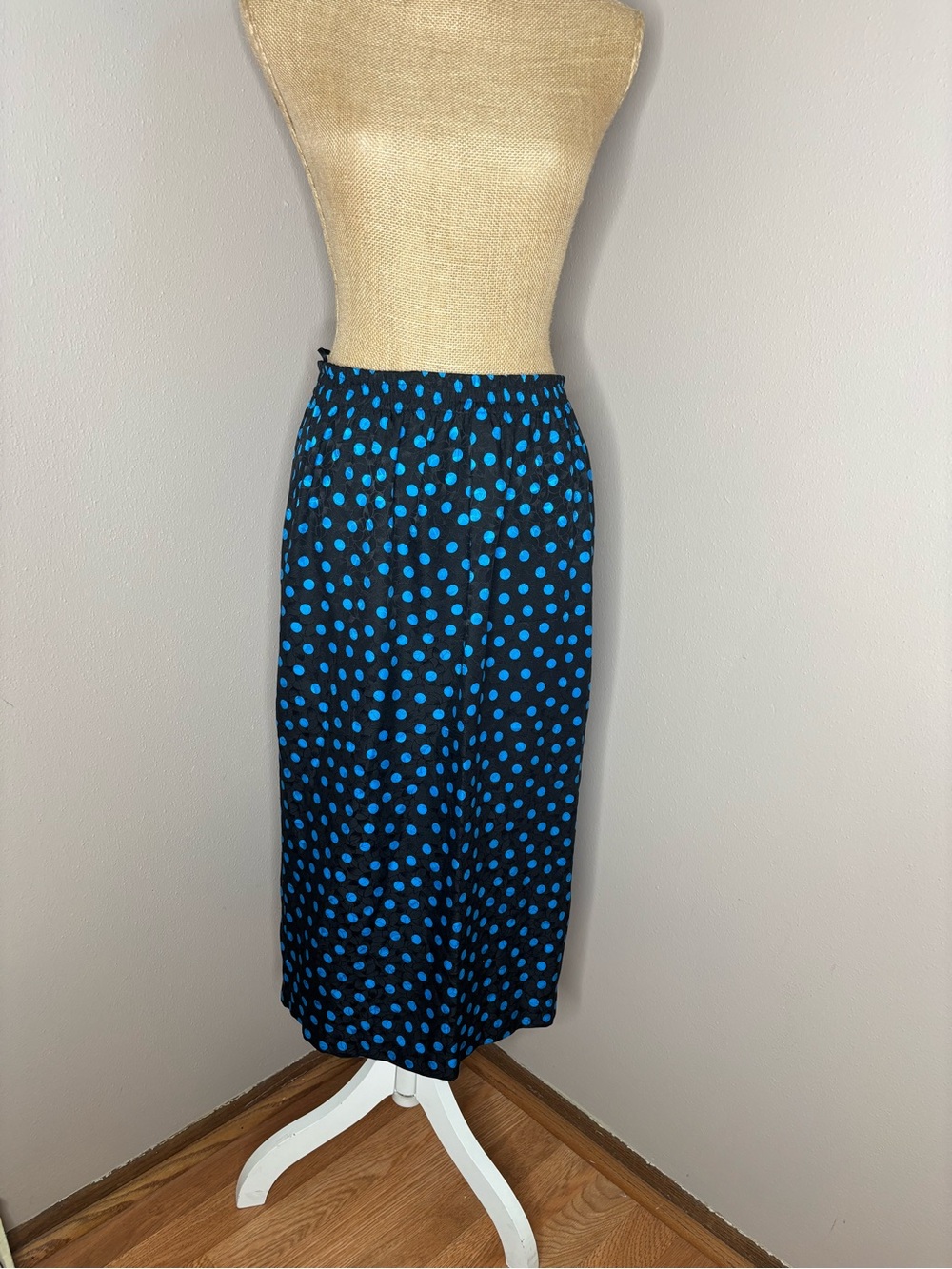 Vintage 100% Silk Theresa Hauschild Blue Polka Dot Midi Skirt with Elastic Waist